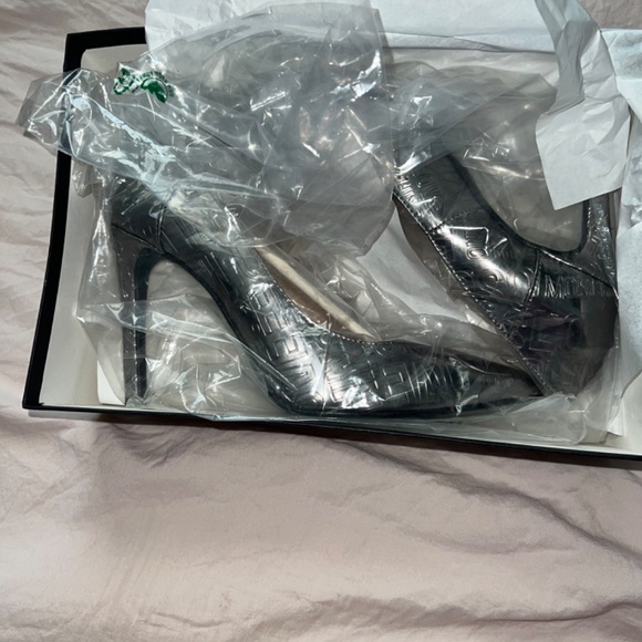 Love Moschino pumps - Picture 9 of 10